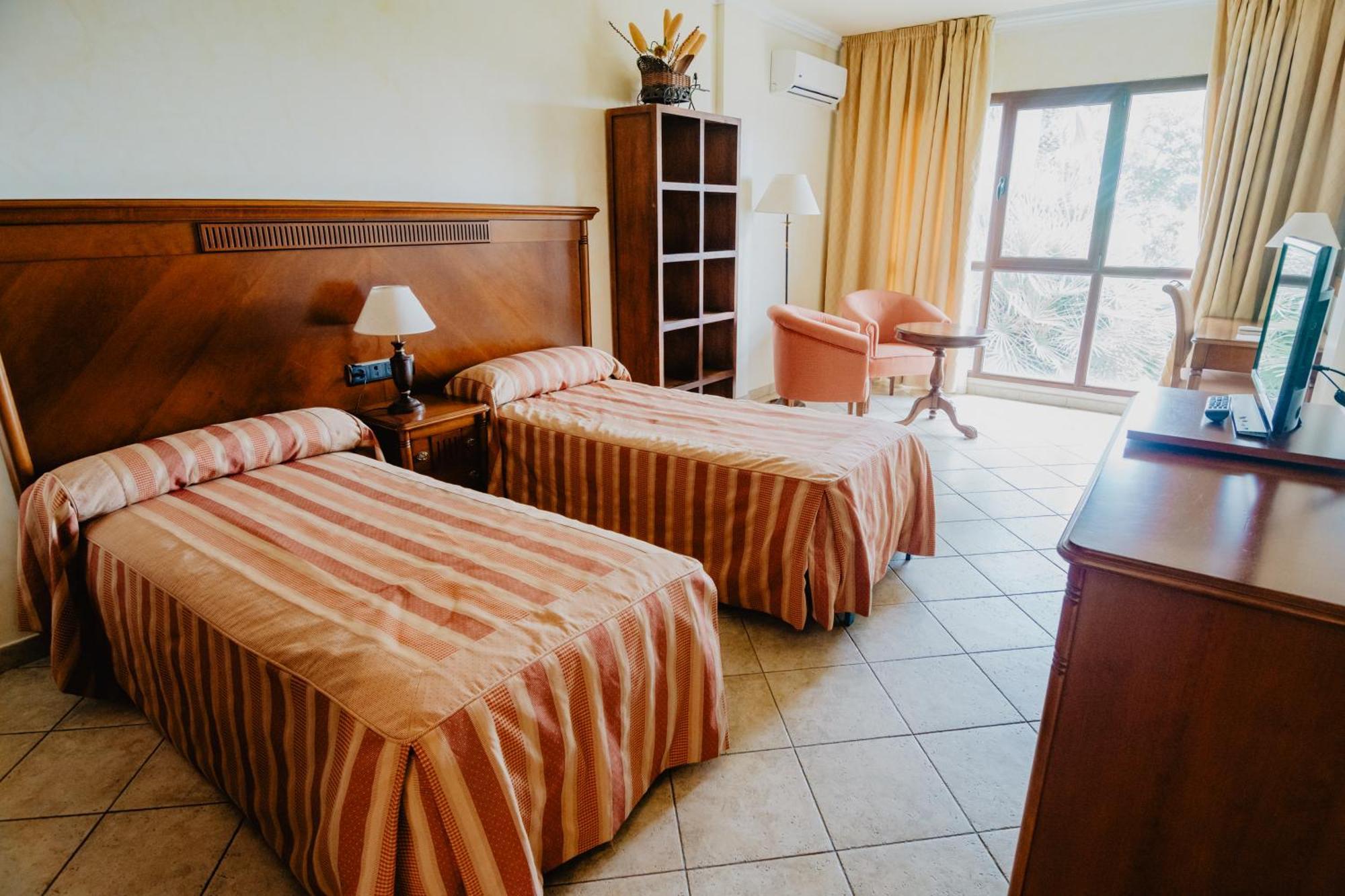 Hotel Hacienda Don Manuel Granja de Torrehermosa 외부 사진