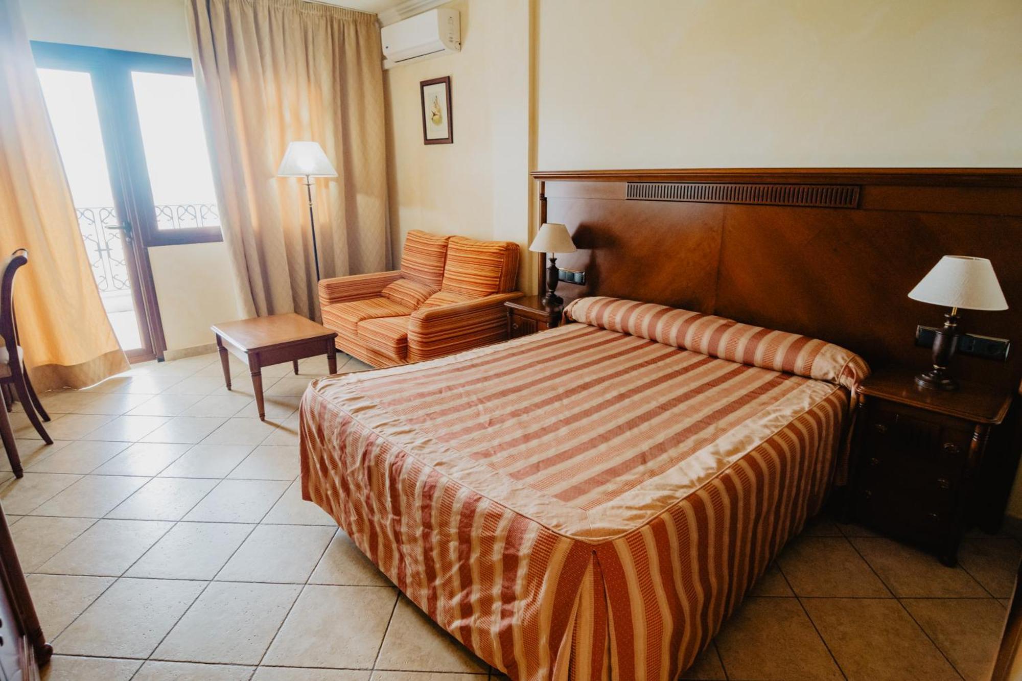 Hotel Hacienda Don Manuel Granja de Torrehermosa 외부 사진